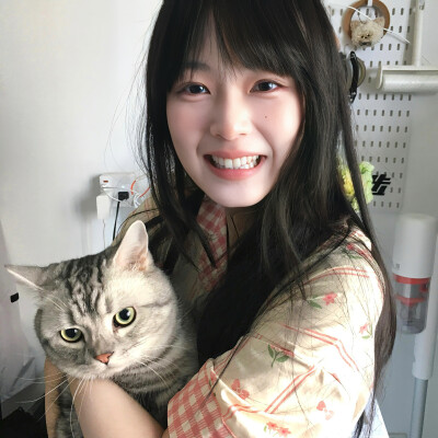 고양이 행복일기장...｡.: ᰔᩚ
#朋友圈套图##氛围女头#