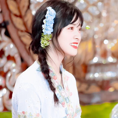 沈月