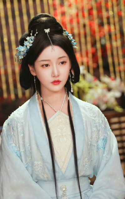 姜贞羽