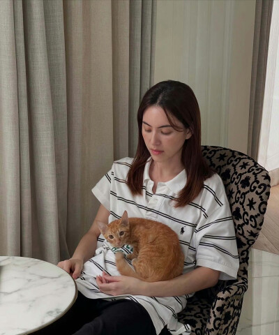 BY爱喝可乐的古娜小姐 泰国 MAI