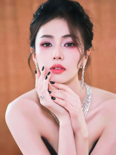 放大美貌