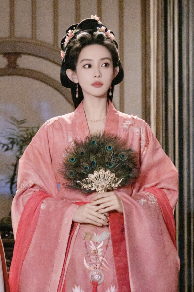 桃花映江山 姜桃花