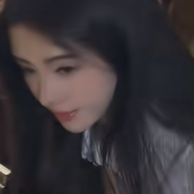 鞠婧祎