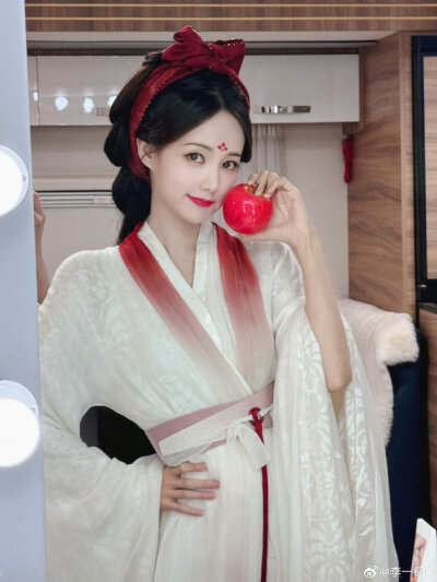 李一桐