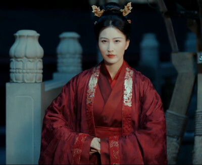 婉婉如梦霄