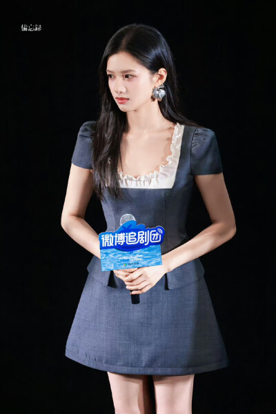 张婧仪