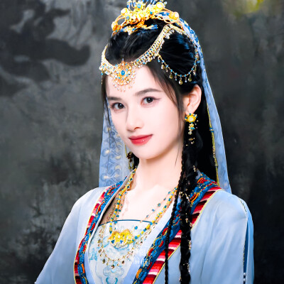 张婧仪