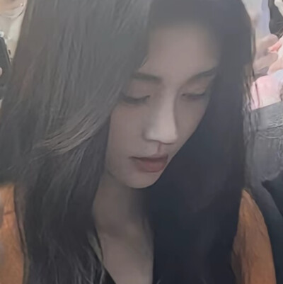 鞠婧祎