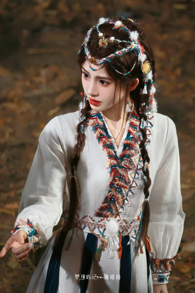 鞠婧祎