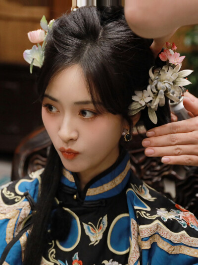 沈月