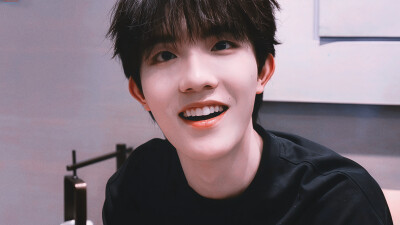 苏新皓 橙光素材 剧情图
@月雾_Ophilia
自截修抱图收藏专辑