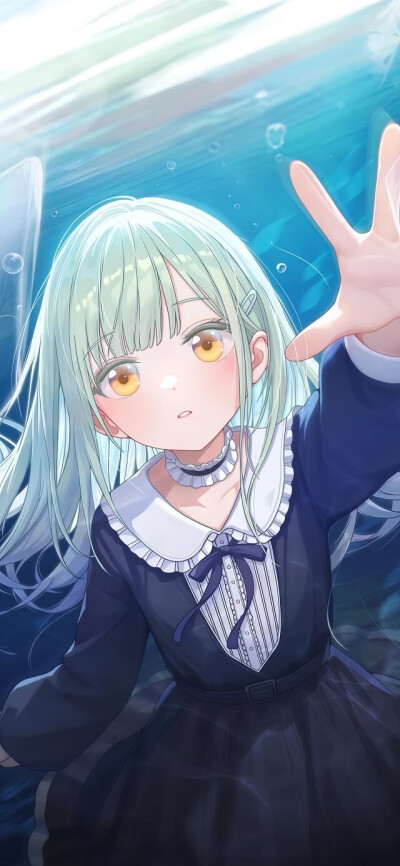 ，
