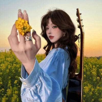 戴表的左手有些隐痛 不知是表带缠的太紧还是时间缠的太紧