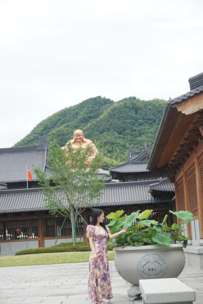 宁波雪窦山弥勒佛