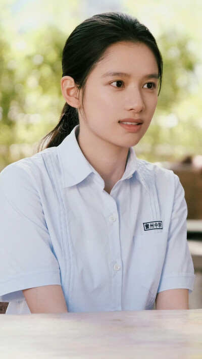 张婧仪