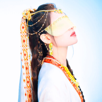 张婧仪