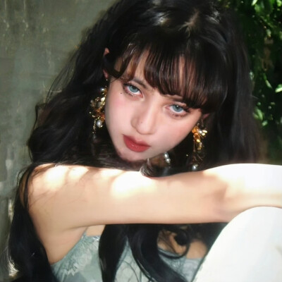 女头