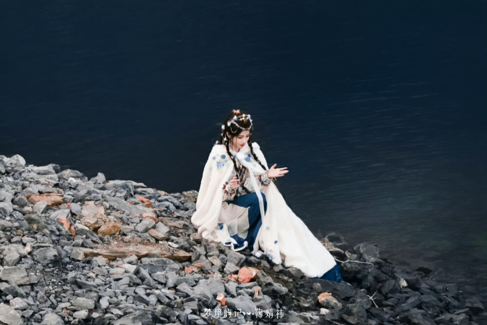 鞠婧祎