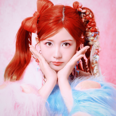 赖美云.