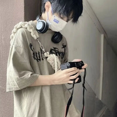 耳机男头像