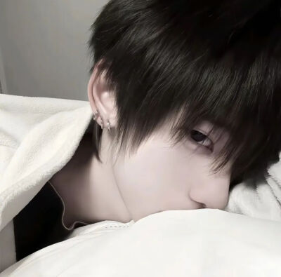 我开始接受每个不愉快的明天