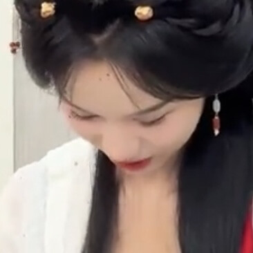 陈都灵