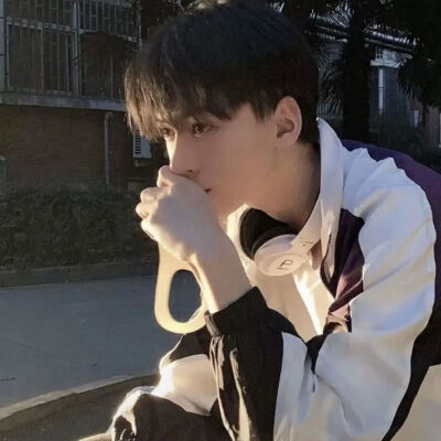 耳机男头像