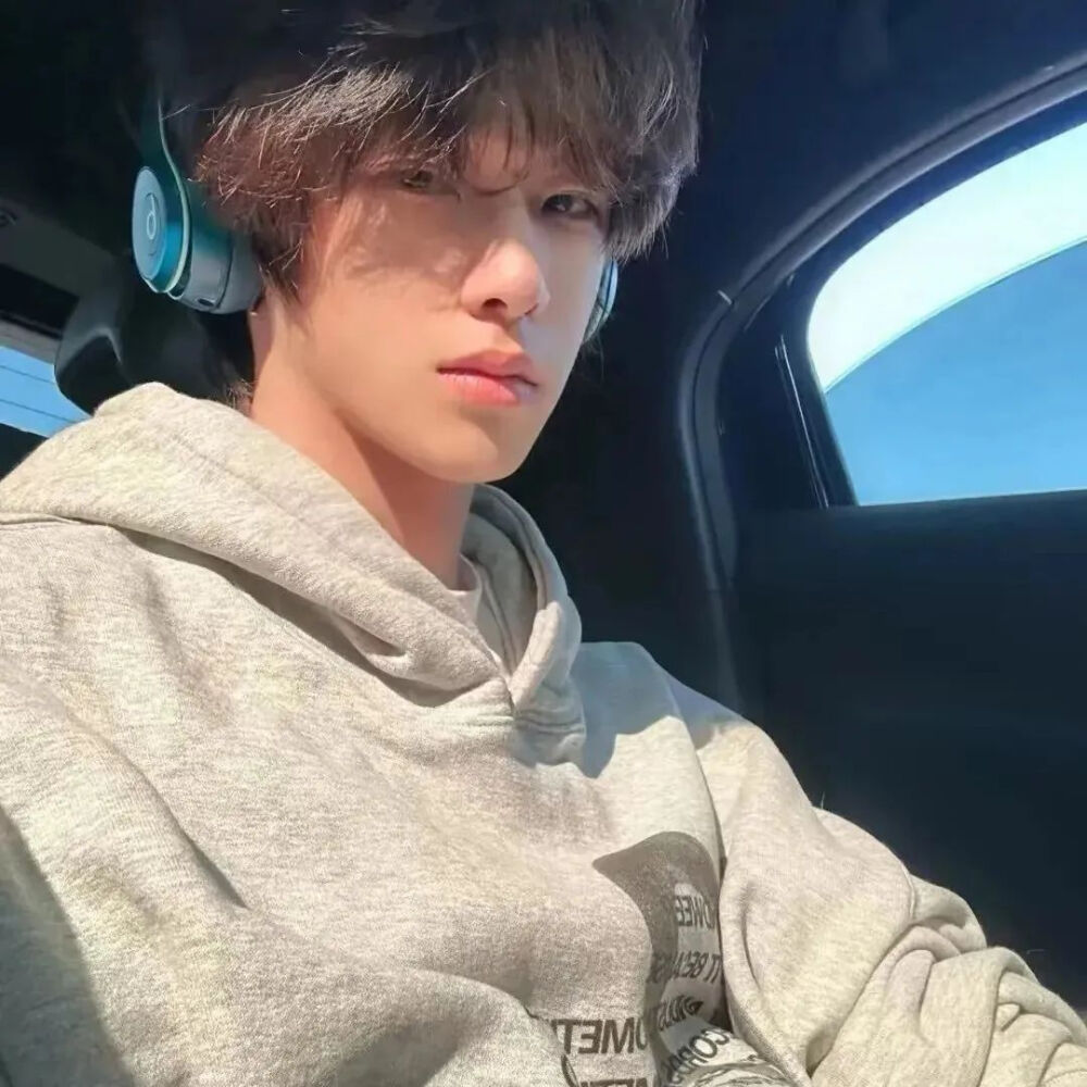 我开始接受每个不愉快的明天