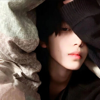 我开始接受每个不愉快的明天