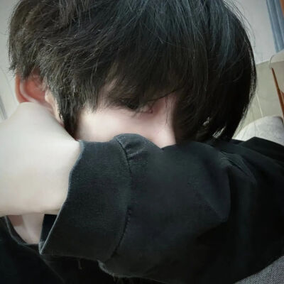 我开始接受每个不愉快的明天