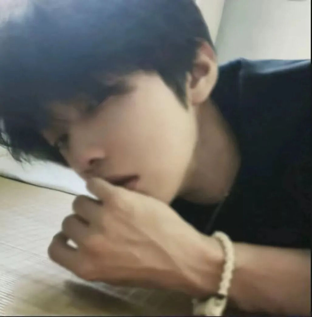 我开始接受每个不愉快的明天