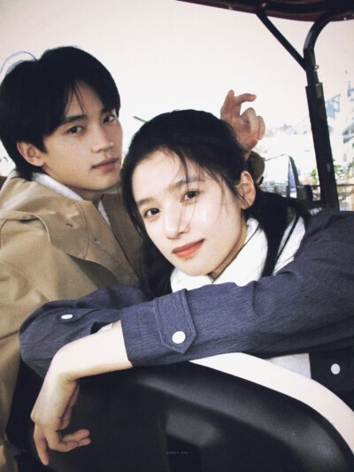 焕羽 *张婧仪 周翊然 ​​​