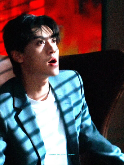 田栩宁 池骋 