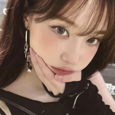 旼炡