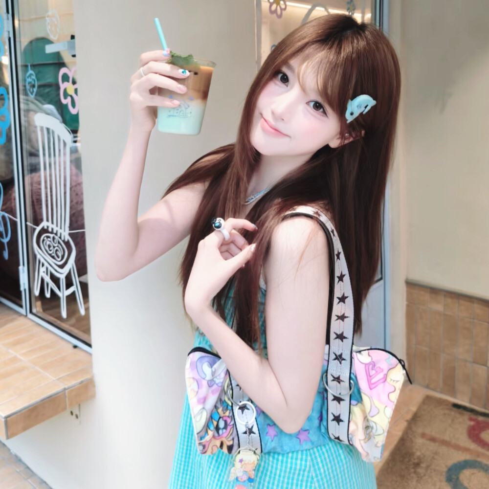 会委屈的乌云