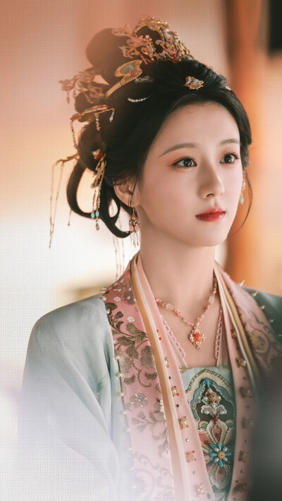 月明千里 李瑶英 包上恩