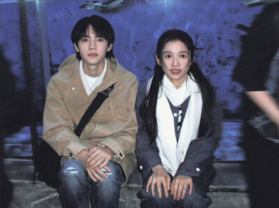 焕羽 *张婧仪 周翊然 ​​​