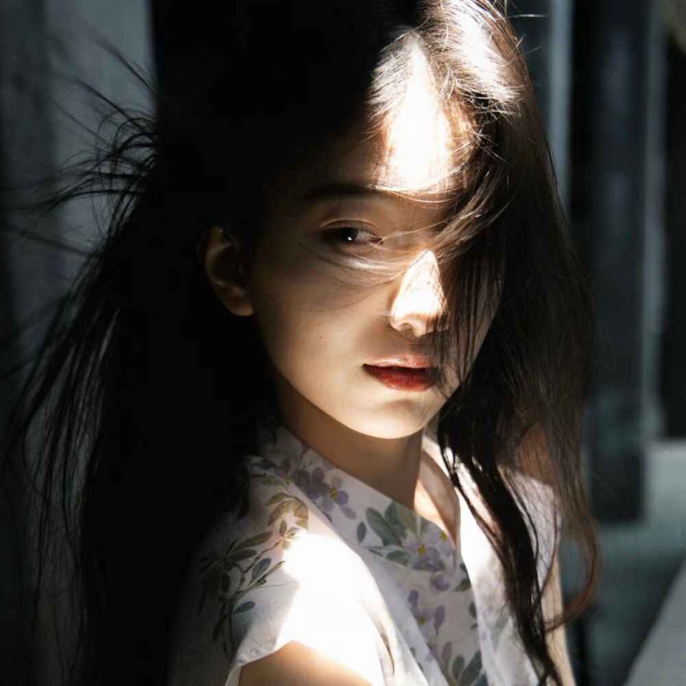 女头