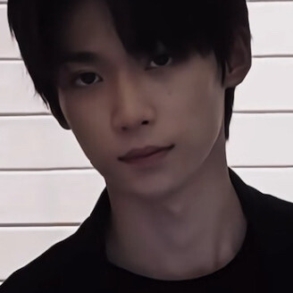 还有郑朋