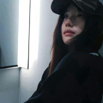 女头