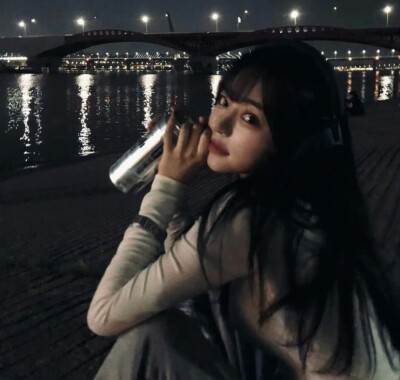 女头