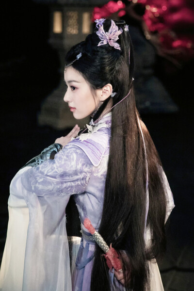 水龙吟 钟春髻