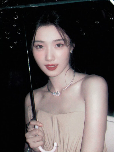 卢昱晓