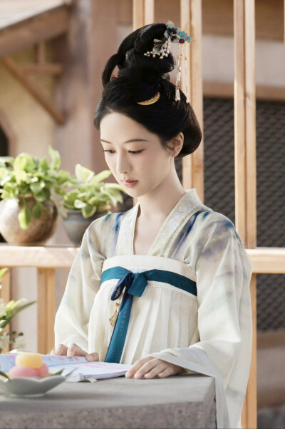 锦绣芳华 何惟芳