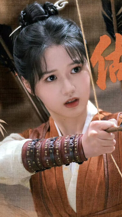 桃花映江山