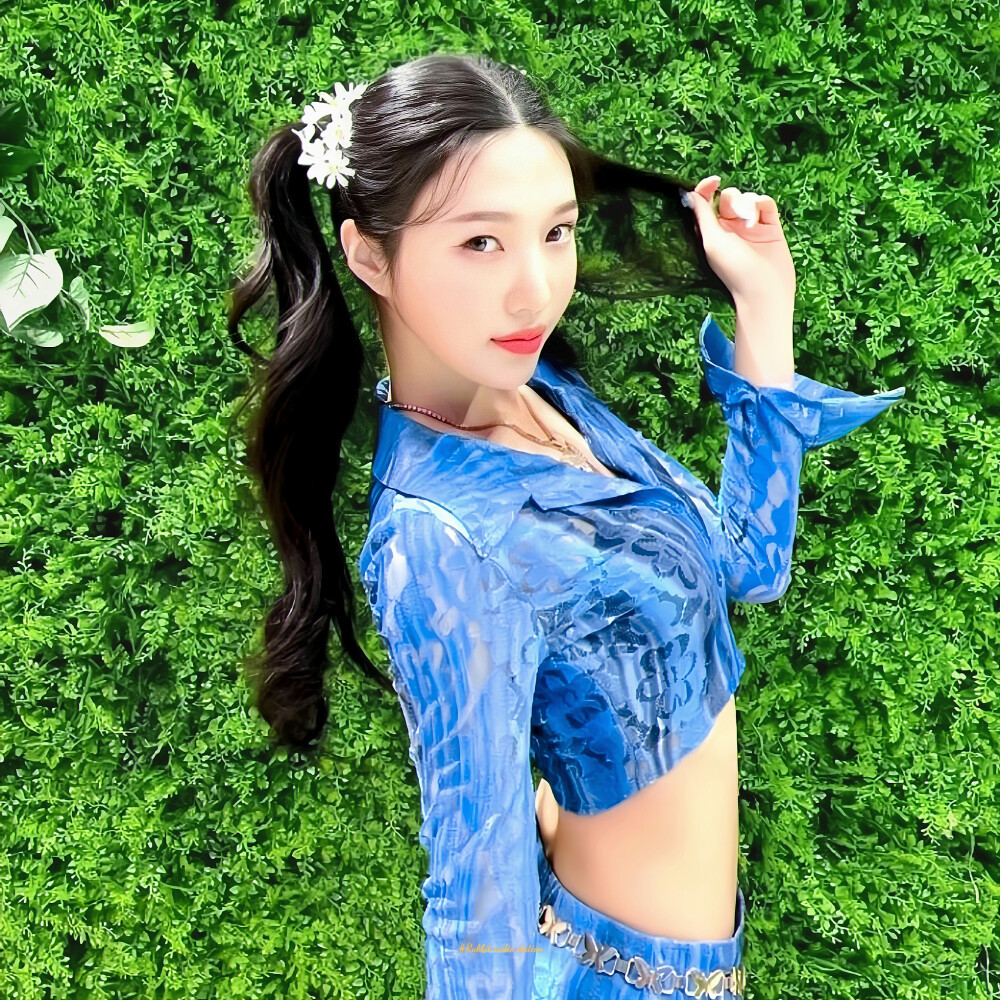 •The princess among the flowers