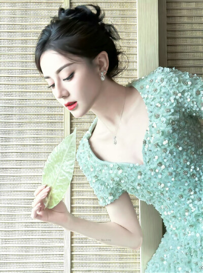 迪丽热巴