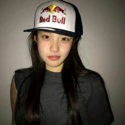 好看ins小众头像女头（真人+动漫都有）