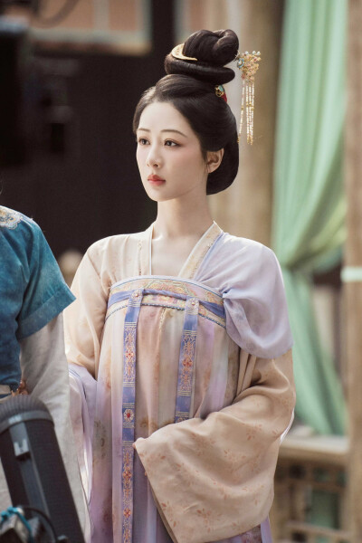 锦绣芳华 何惟芳