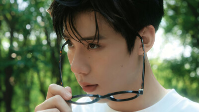 周奇橙光素材·baekbuuh（使用必须注明）